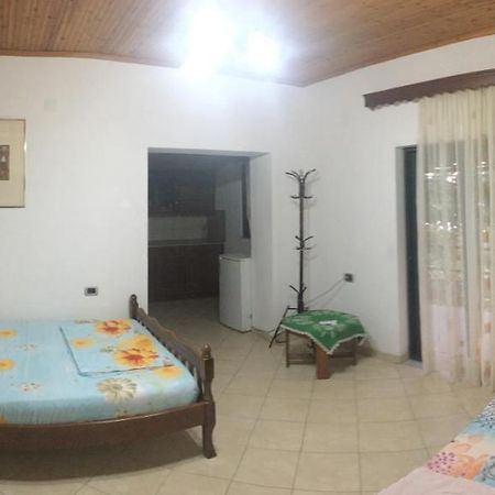 Romeo'S Guest House 2 Piqeras Luaran gambar