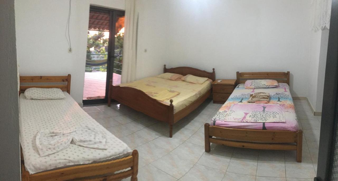Romeo'S Guest House 2 Piqeras Luaran gambar