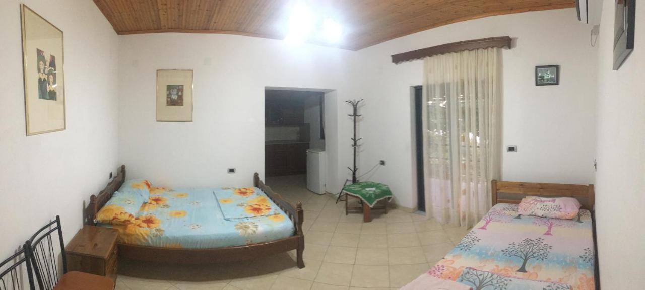 Romeo'S Guest House 2 Piqeras Luaran gambar